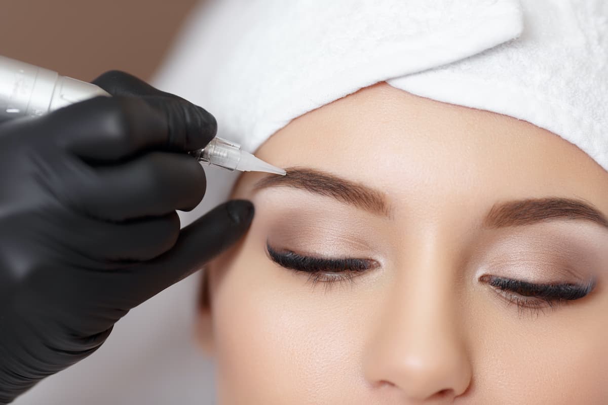 Was ist Permanent Makeup Glamour Girls Was ist Permanent Makeup Glamour Girls